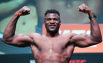 Le champion UFC Francis Ngannou se bat seul contre 4 enfants, le résultat est impressionnant