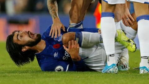 L'effroyable blessure d'André Gomes, un stade entier sous le choc (VIDEO)