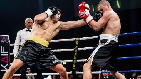 Boxe : un YouTubeur prend un énorme KO par un boxeur pro qui n'avait jamais gagné en carrière (VIDEO)
