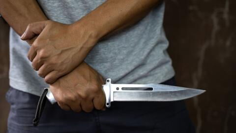 Les meilleures techniques pour se défendre face à une attaque au couteau