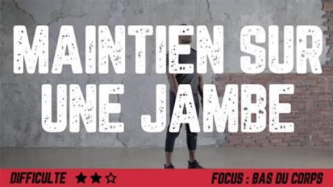 Exercice musculation : maintien sur une jambe