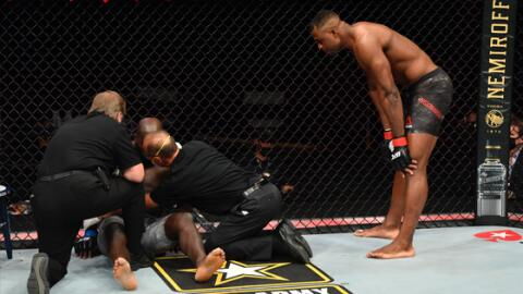 UFC 249 : Revivez le KO éclair de Francis Ngannou en seulement 20 secondes face à Jairzinho Rozenstruik