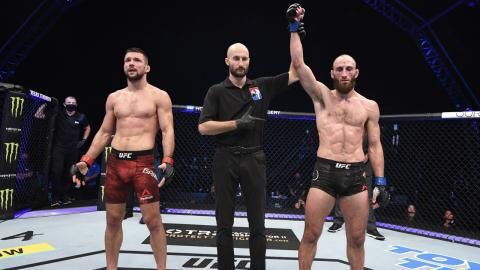 UFC : Un combattant gagne le combat mais laisse la victoire à son adversaire pour une raison inattendue