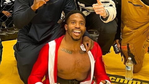 Né sans jambes, il remporte son premier combat en MMA