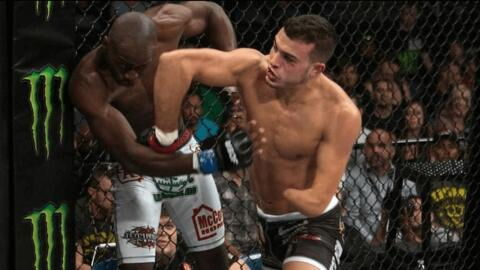 Nick Newell, le combattant de MMA amputé de l'avant-bras qui démolit ses adversaires (VIDEO)