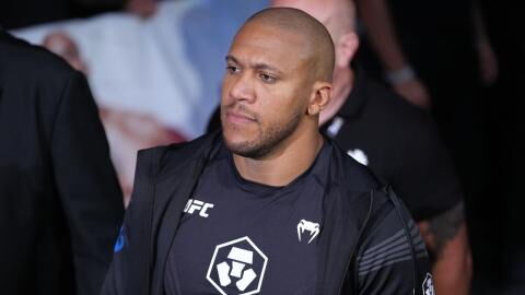 Ciryl Gane provoqué par son nouveau grand rival à l'UFC, "son dernier combat..."