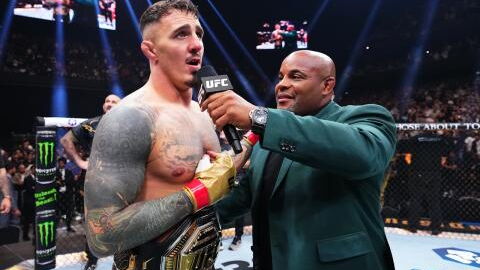 Tom Aspinall fixe son unique condition pour affronter Alex Pereira