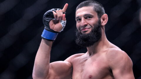 Khamzat Chimaev vise clairement la ceinture après son combat face à Whittaker