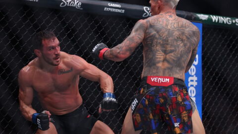 Michael Chandler a subi "la plus grande douleur de sa vie" face à Charles Oliveira à l'UFC 309