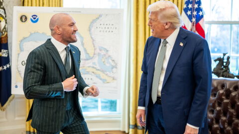 Conor McGregor et Donald Trump se font des éloges, le Premier ministre irlandais furieux