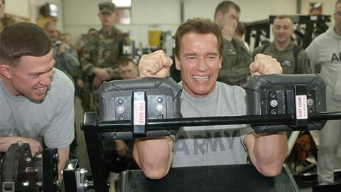 Arnold Schwarzenegger dévoile sa nouvelle méthode d'entraînement et d'alimentation