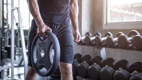 Musculation : l'erreur classique que vous faites tous pendant vos temps de repos à la salle
