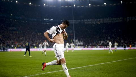 11 exercices pour avoir le corps de Cristiano Ronaldo