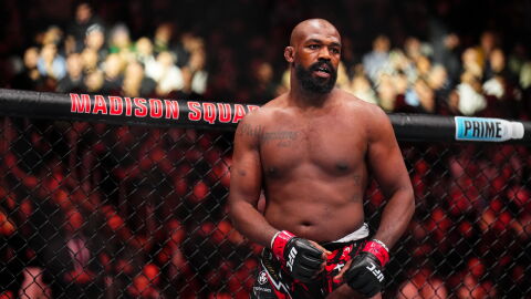 Jon Jones ne s’entraîne plus et s’éloigne d’un combat contre Tom Aspinall