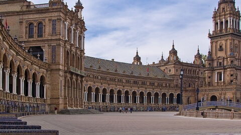 Place d'Espagne de Séville : une splendeur à découvrir en images