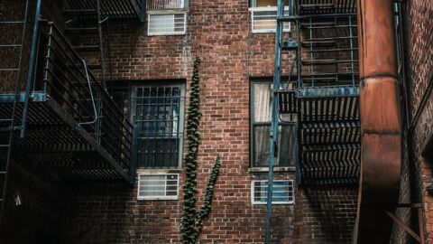New-York : Un agent immobilier présente le pire appartement de la ville sur TikTok (Vidéo)