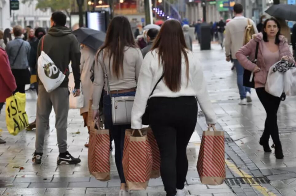 Primark’s new bags can turn into the perfect Christmas wrapping paper