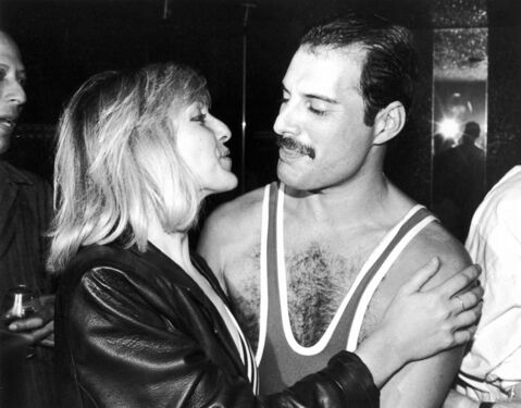 Freddie Mercury : qui est Mary Austin, l’unique femme de sa vie
