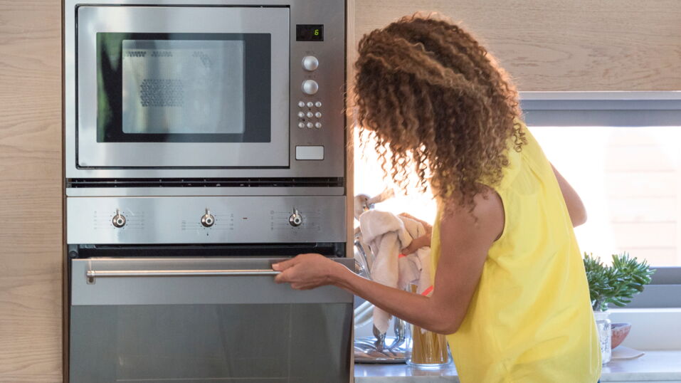 Here’s how much it costs to cook with an oven vs. stove