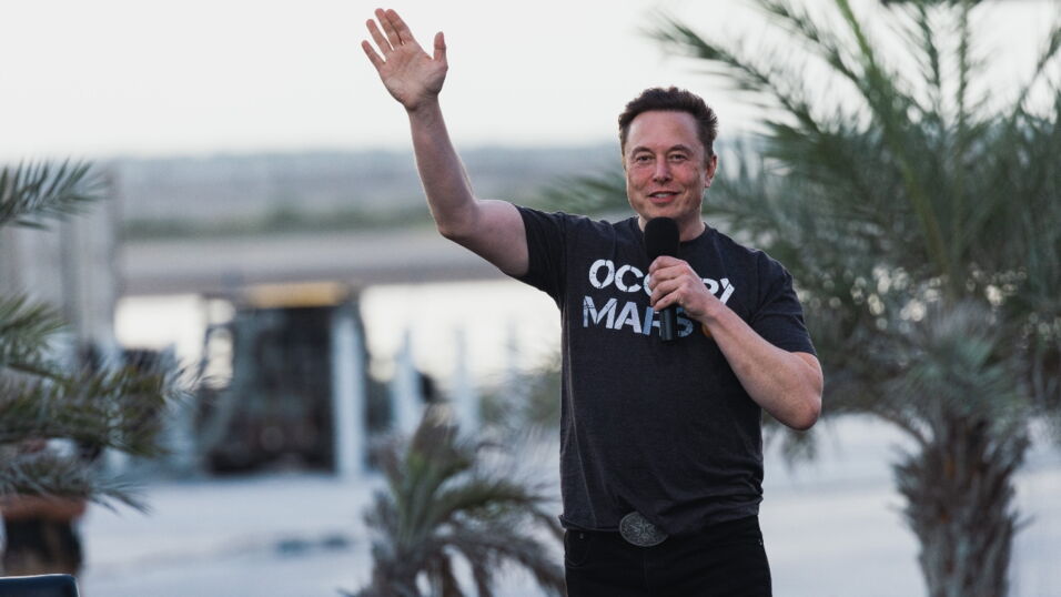 Elon Musk is reportedly on a 900permonth weightloss injection, here's what we know