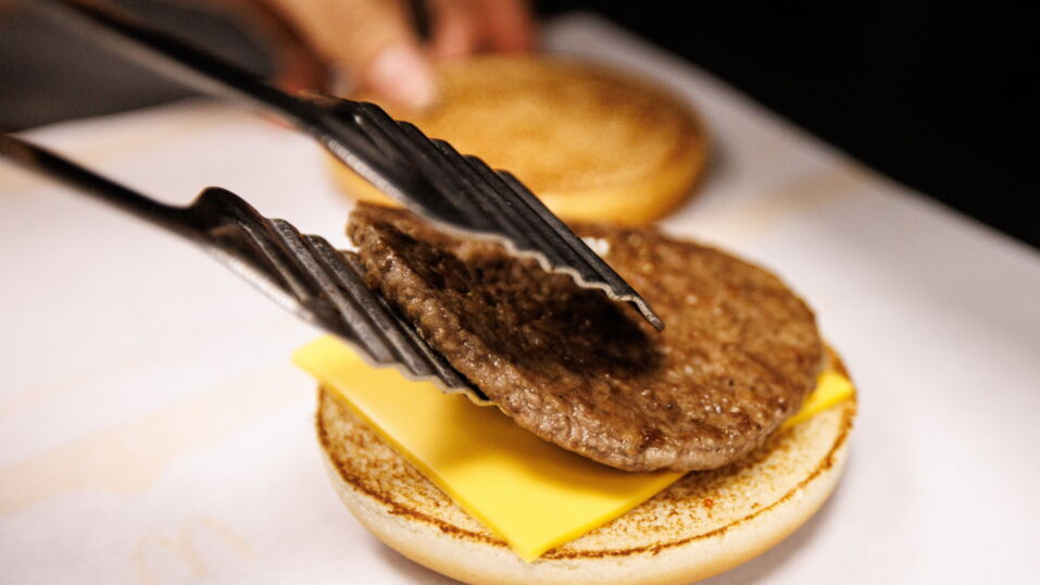 McDonald's double cheeseburger Here's how you can make it at home
