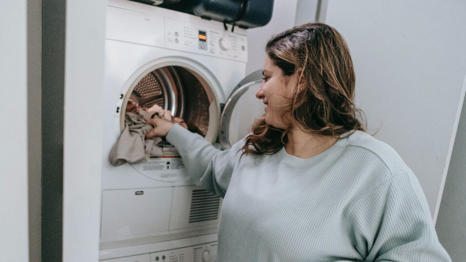 Here's why your clothes still smell bad even after washing