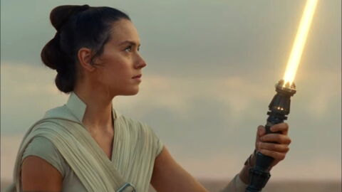 5. Le sabre de Rey (Skywalker)