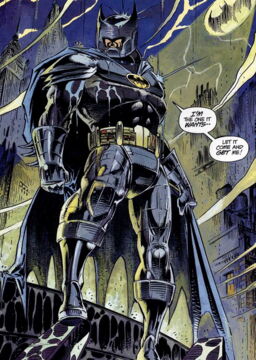 8ème : la 'Predator Suit' de Batman