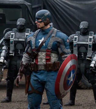 9ème : Captain America prêt pour la guerre