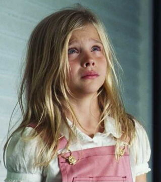 Chloë Grace Moretz dans Amityville
