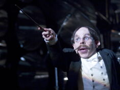 Harry Potter : Warwick Davis s’exprime sur J.K. Rowling et la série HBO