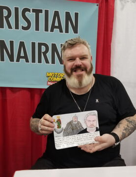 6. Kristian Nairn est passionné par l'univers du DJ