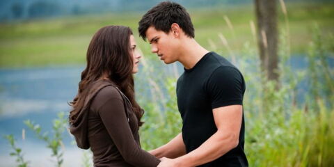 Kristen Stewart et Taylor Lautner dans Twilight