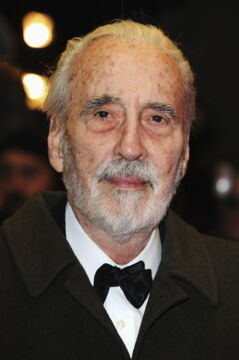Christopher Lee pour le rôle du Grand Moff Tarkin