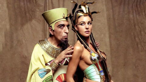 1. Astérix et Obélix : Mission Cléopâtre (2002)