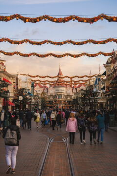 Un barbier en activité