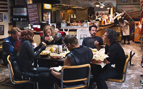 10. La scène du restaurant de shawarma imaginée par Robert Downey Jr. dans Avengers