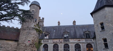 13. Le Château de Veauce, Auvergne