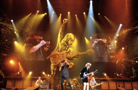 ACDC a inspiré une scène d'Iron Man 2