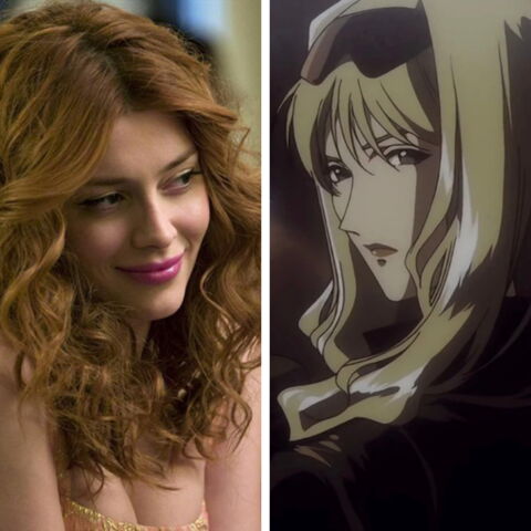 Elena Satine dans le rôle de Julia