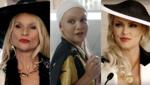 Remplacée par Elaine Hendrix