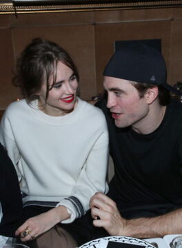 Robert Pattinson avec Suki Waterhouse
