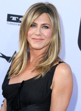 Jennifer Aniston dans le rôle de la fille en détresse