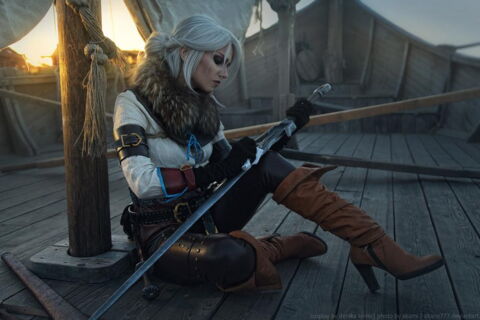 Le cosplay de Ciri par Denikakomi