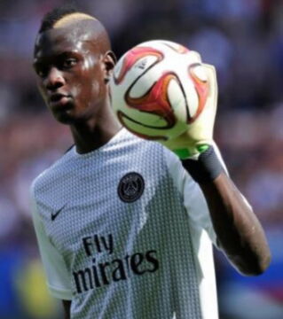 Mory Diaw - How to ruin your reputation when it is not yet made? Simply by opening a Twitter account a little too early, and by publishing insults without being old enough to think about the future repercussions...