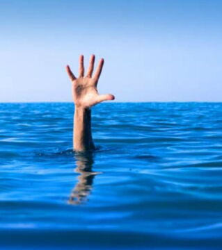 A drowning person will never make a scene like we see in films. In fact, most of the time it’s quite difficult to spot someone drowning from the surface.