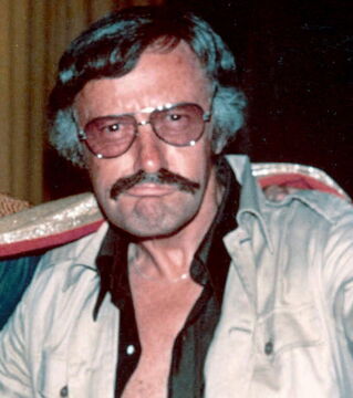 Before his success he wrote celebrity obituaries at a New York press office. A job which he quit because it was too ‘depressing.’ We can definitely sympathise…