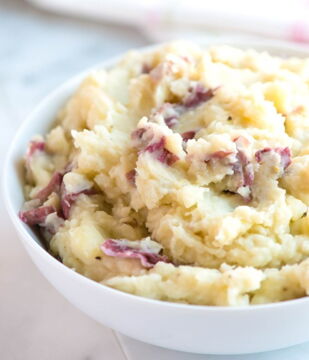 Jacked Potatoes – Everyone’s favourite comfort food is now guiltless! Sub some of the fat attributed to the butter for some flavourless protein powder and you’ve got yourself a puree that’ll have you ready to bulk up!