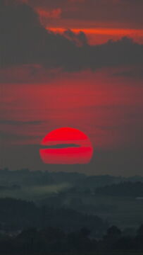 Photo d'un couché de soleil en été