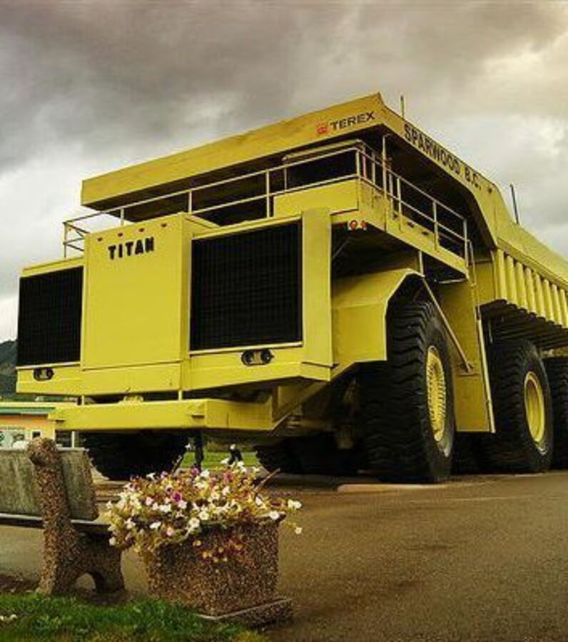 Le plus gros camion du monde le Terex Titan est incontestablement un poids lourd de taille Le plus gros camion du monde le Terex Titan est incontestablement un poids lourd de taille